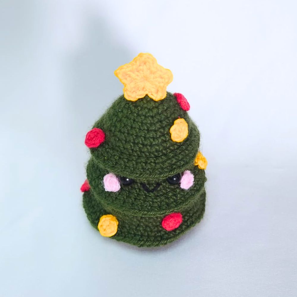 Christmas Tree Amigurumi Crochet Pattern (PDF) - Beginner